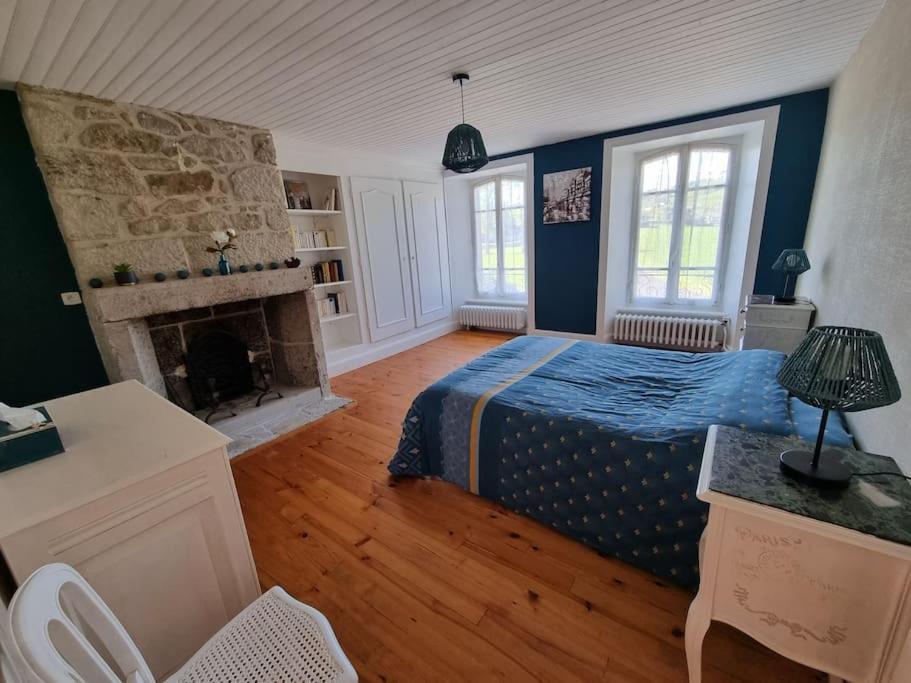 Maison La Rase Du Cantal Holiday home Menet