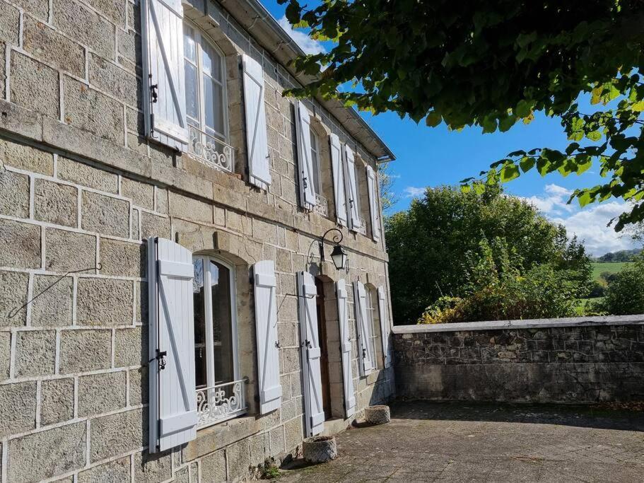 Maison La Rase Du Cantal Menet